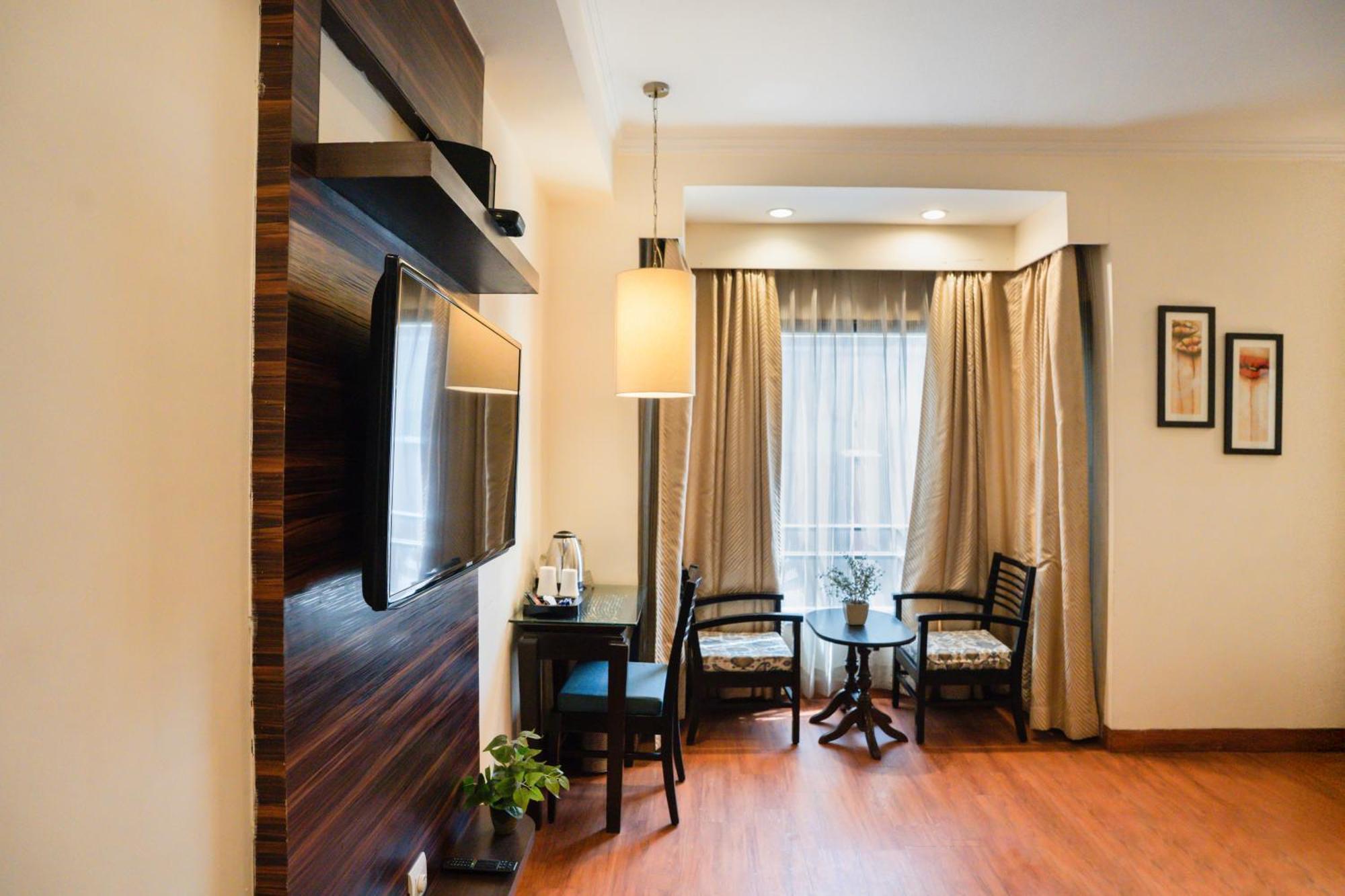 Ahuja Residency Cyber City II غورغاون المظهر الخارجي الصورة