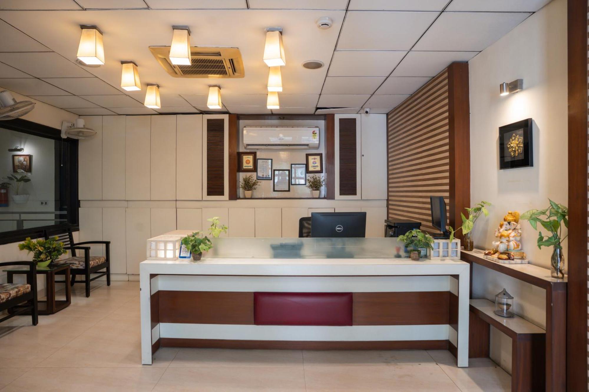 Ahuja Residency Cyber City II غورغاون المظهر الخارجي الصورة
