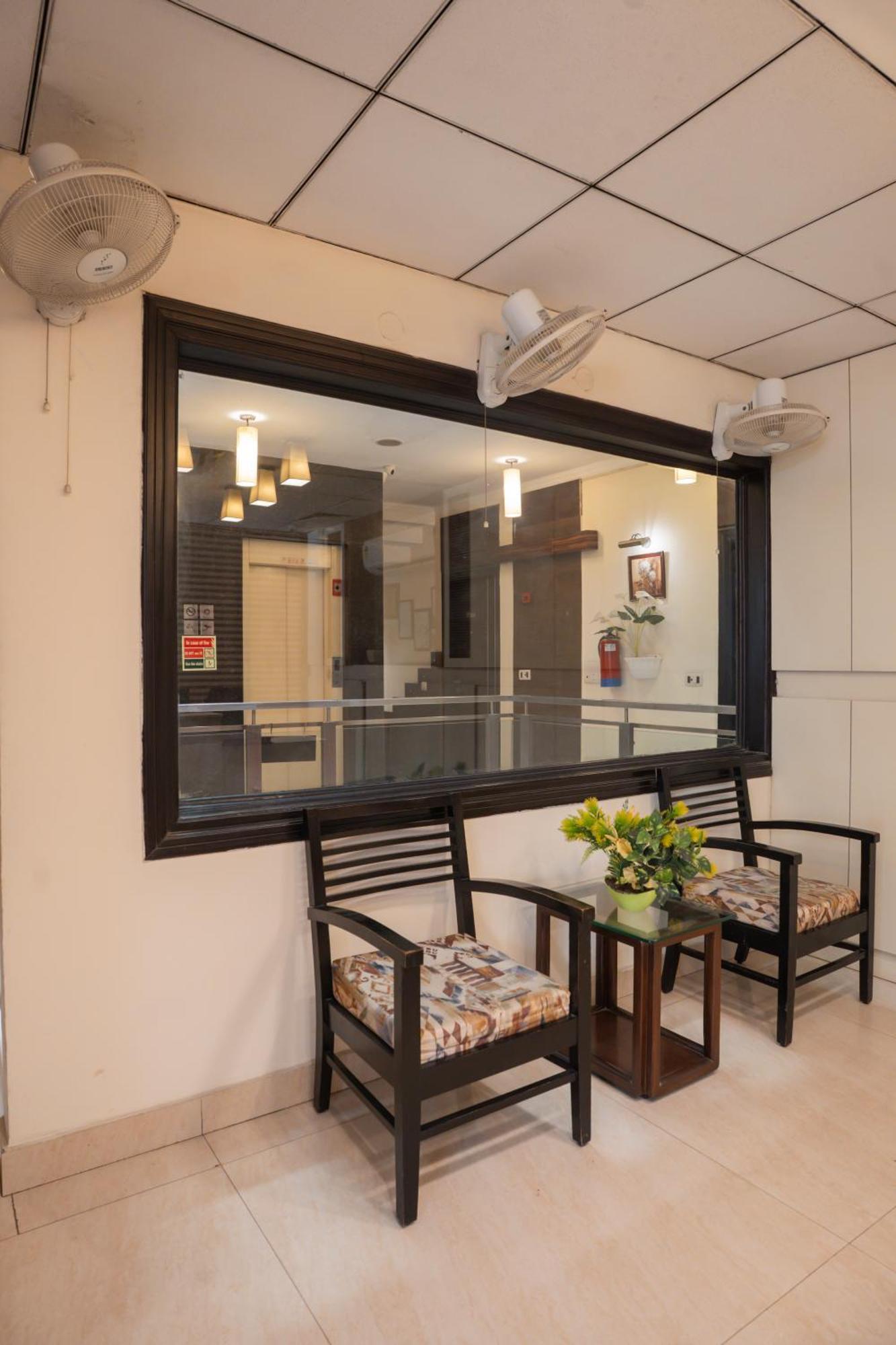 Ahuja Residency Cyber City II غورغاون المظهر الخارجي الصورة